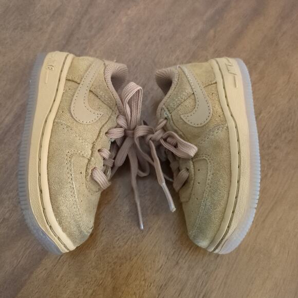 Toddler's Nike Force 1 LV8 3 Wheat/Wheat-Gum Light Brown size 5C GUC - Picture 2 of 6